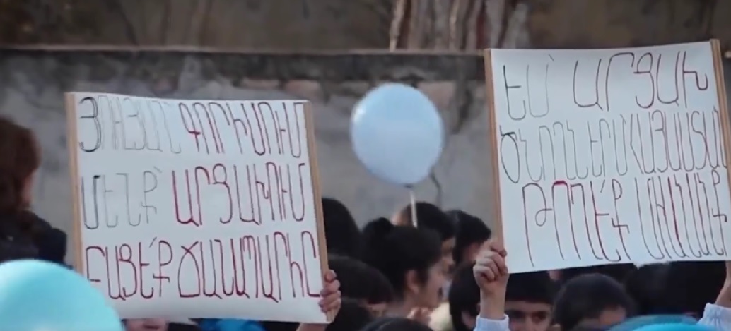 Ermenistan'dan Laçin koridoru için uluslararası heyet çağrısı